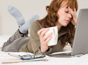 Bạn có biết thiếu máu lên não gây buồn ngủ? Cách khắc phục bệnh thiếu máu lên não như thế nào?